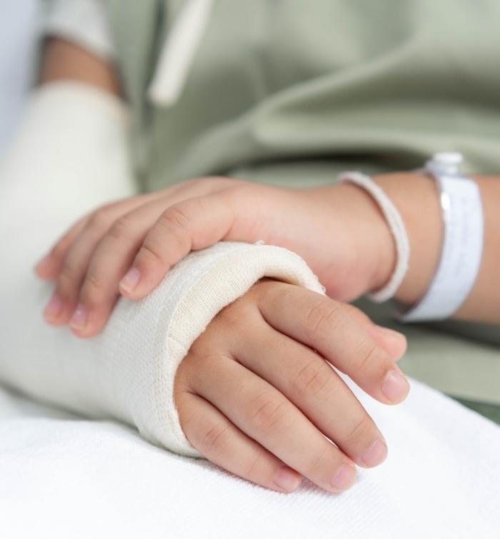 Types of Fractures Requiring Surgery to Repair